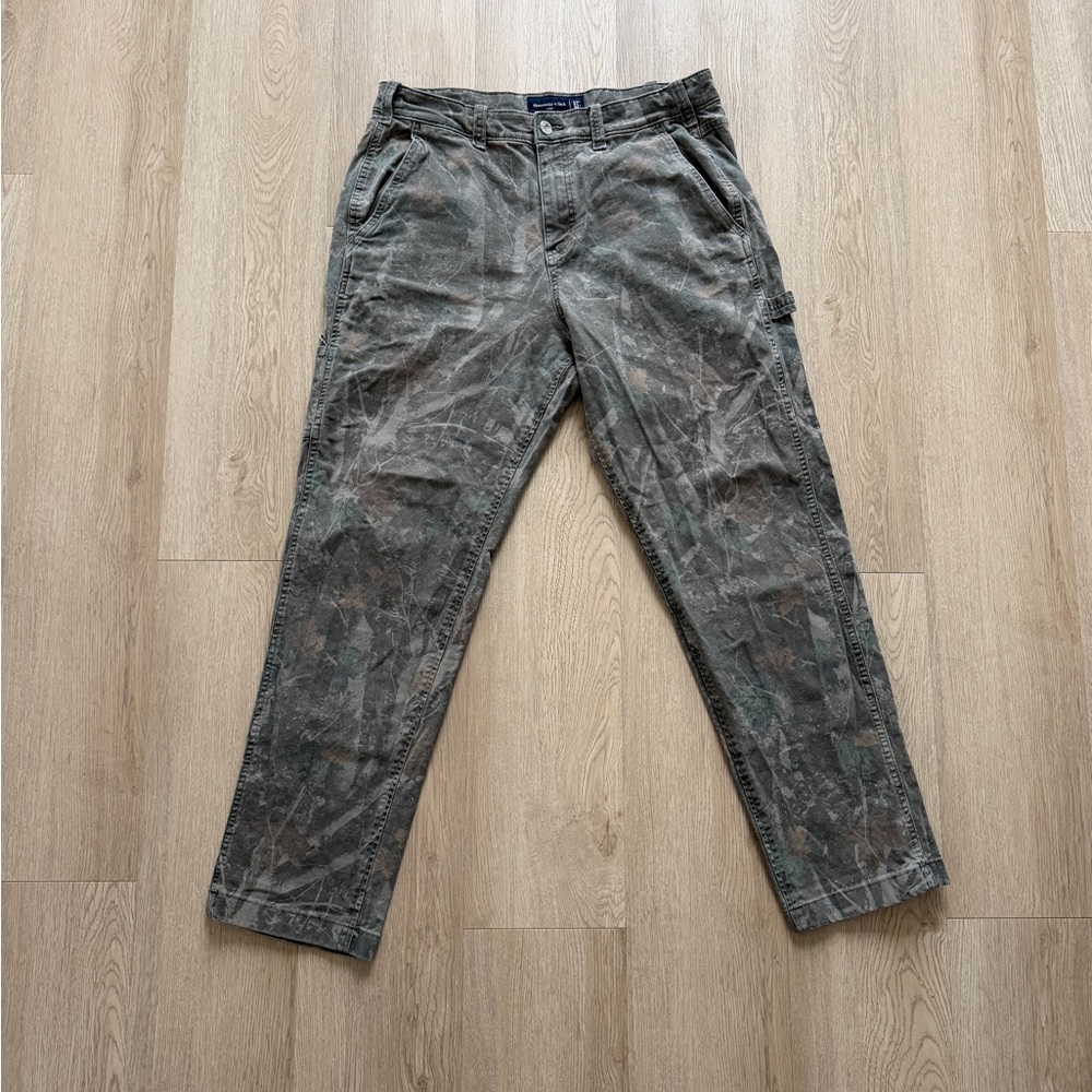 Abercrombie & Fitch Camouflage Pants